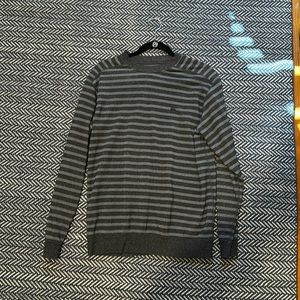 Gray stripped long sleeve tee